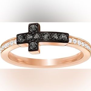 Swarvoski Cross Ring